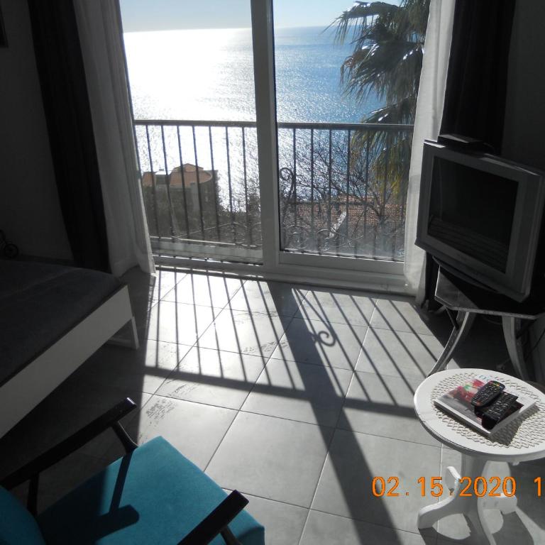 Blue Horizon - Apartment with Sea View - 2