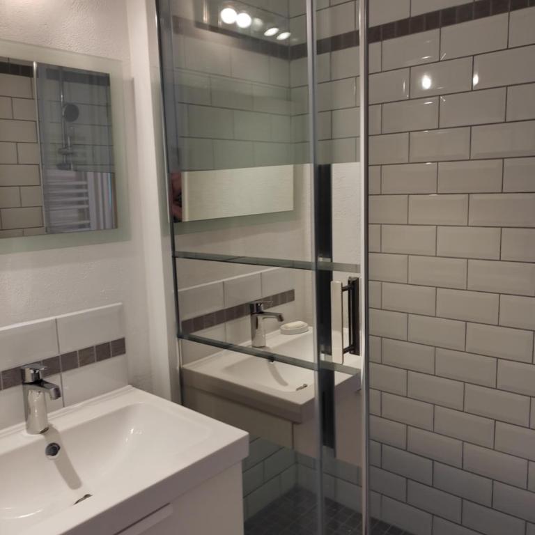 Le petit havre de mer, climatisé avec vue mer - Apartment mit 1 Schlafzimmer - 8