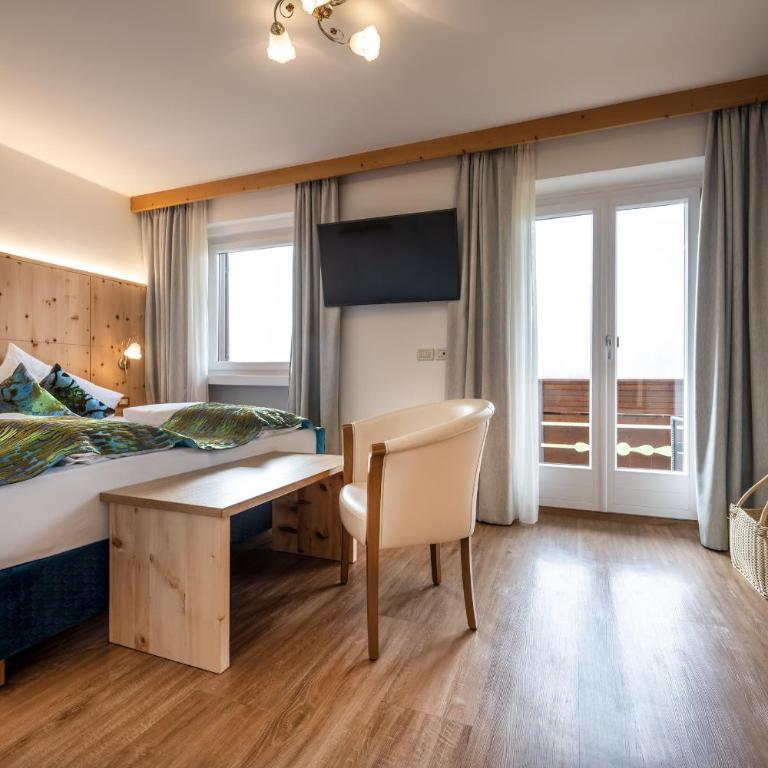 Hotel Schmung - Camera Matrimoniale/Doppia con Letti Singoli con Vista Montagna - 1