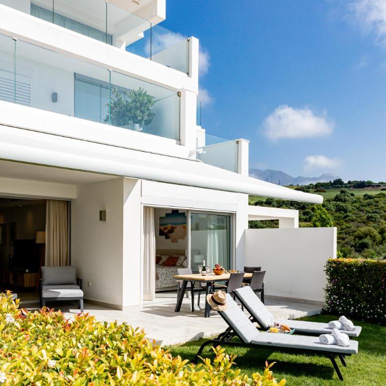 Alcazaba Lagoon Apartment with Private Beach, Pools, Gym, Sauna, Hot Tub & Fully Equipped Kitchen - Apartamento de 2 dormitorios - 15