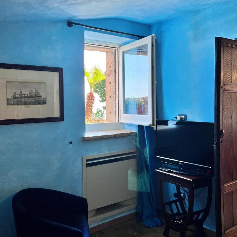 Aeneas' Landing Resort - Duplex Suite - 7