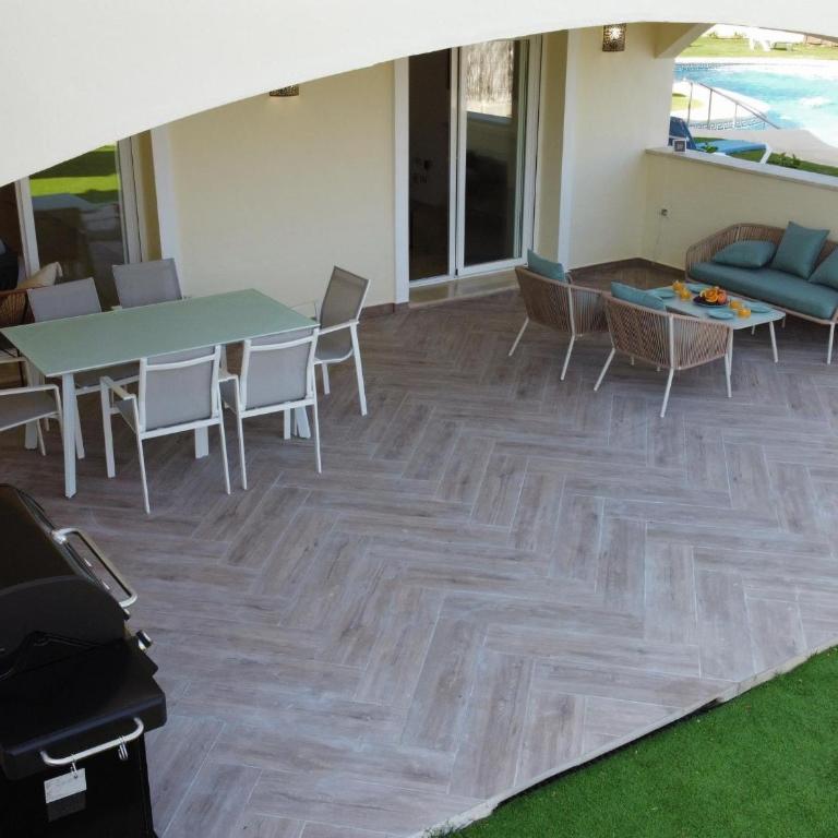 Magic Corner on Golden Mile - Apartment - 4