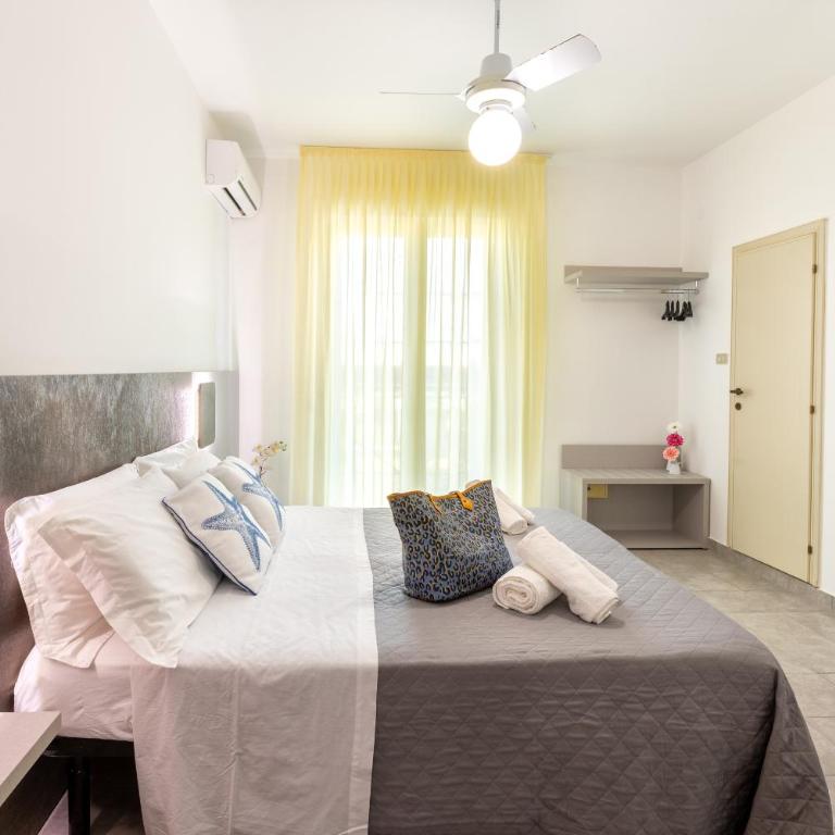 Hotel Condor-New 2024-Con Piscina - Double Room with Balcony - 12