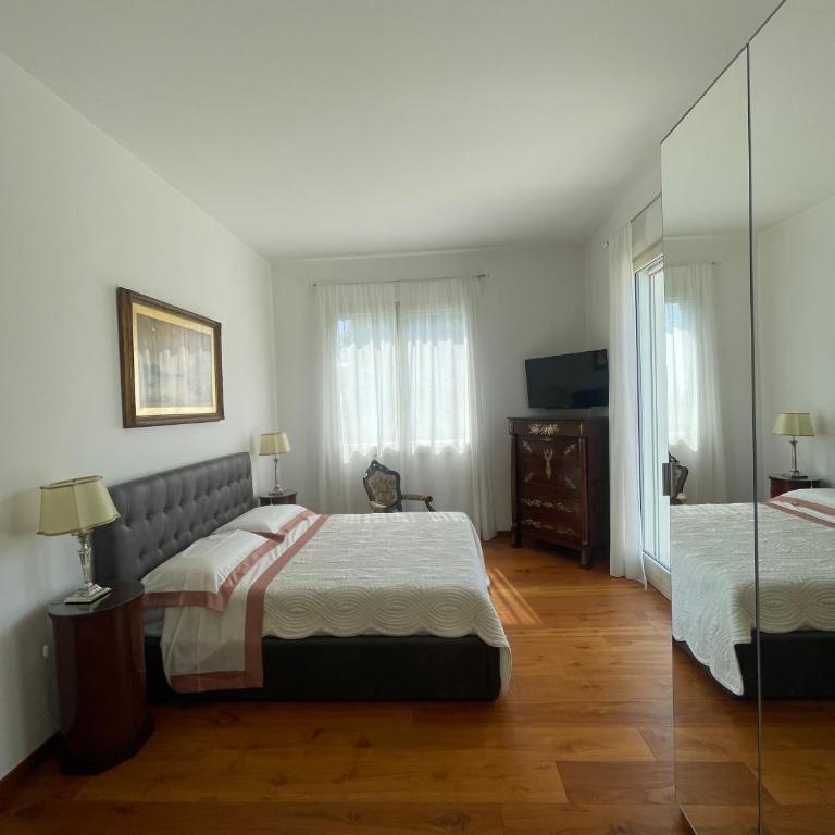 Villa Bianca a few steps by the sea with exclusive garden & jacuzzi - Apartment - 14