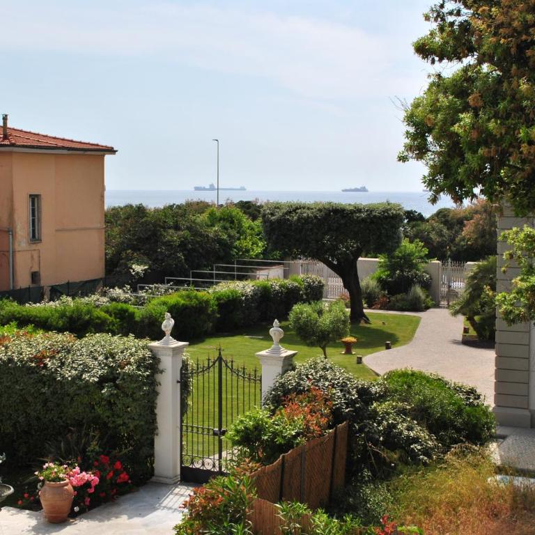 Villa Bianca a few steps by the sea with exclusive garden & jacuzzi - Apartment - 18