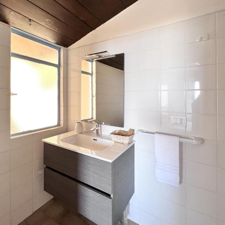 Aeneas' Landing Resort - Standard Double Room - 1
