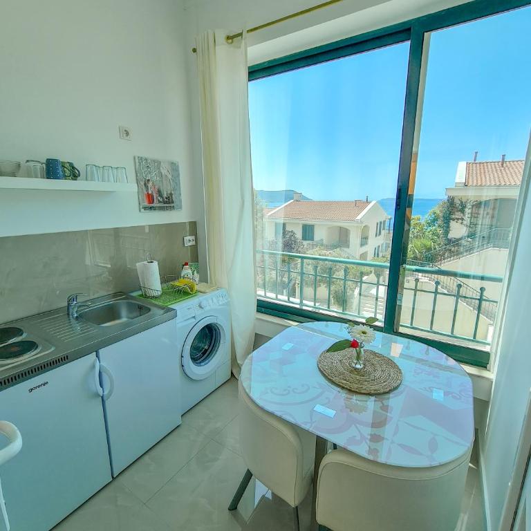 Sole Mio Apartment & Wellness - Studio with Sea View and Free Spa Access - 11