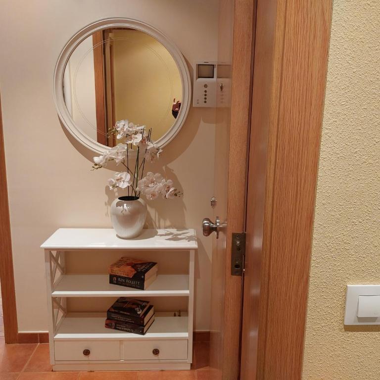 Apartamento Vieiro con plaza garaje gratis - One-Bedroom Apartment - 1