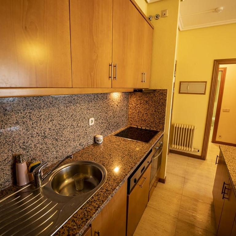 Samil Apartment, primera línea de playa con Wifi y Garaje - Apartamento de 1 dormitorio - 5