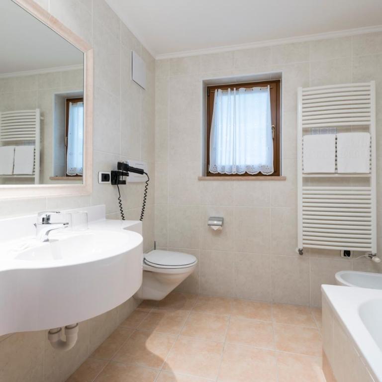 Hotel Onach - Suite Dolomiti Talblick - 6