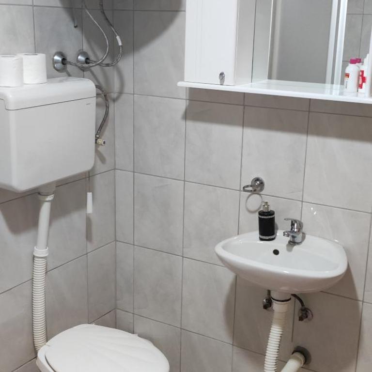 Apartment Bućić - Studio Apartment - 11