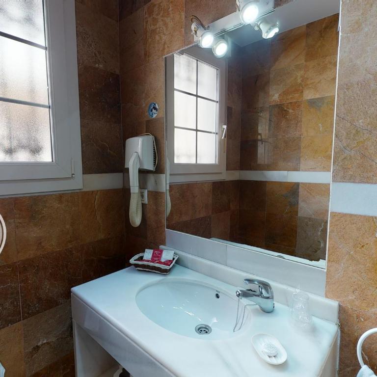 Hotel La Parrita - Habitación Individual - 2