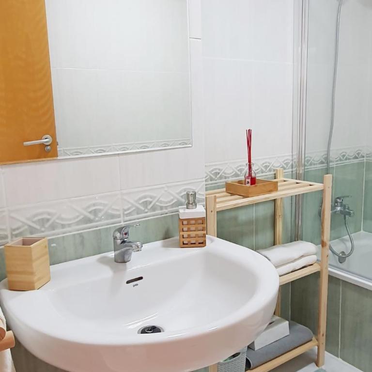 UNIVERSIDAD DEL MAR - Alquiler solo familias - Apartamento de 2 dormitorios - 23
