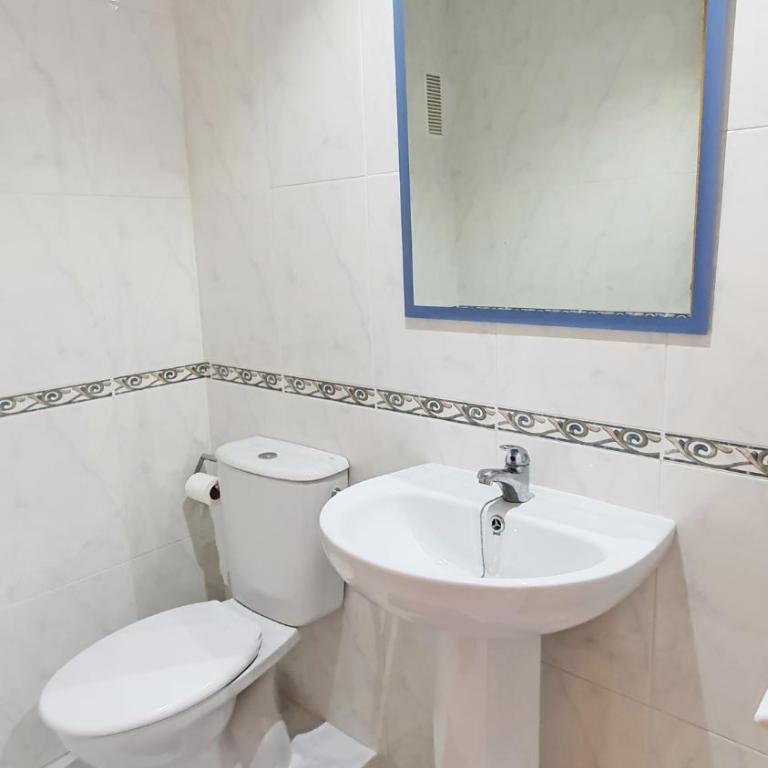 UNIVERSIDAD DEL MAR - Alquiler solo familias - Apartamento de 2 dormitorios - 29