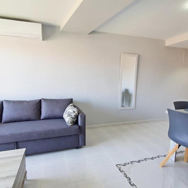UNIVERSIDAD DEL MAR - Alquiler solo familias - Apartamento de 2 dormitorios - 7
