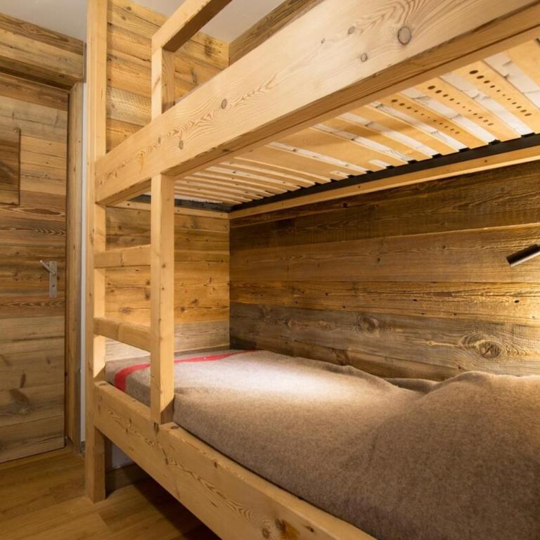 Les Brigues - Appartement avec vue sur la montagne et accès aux pistes - Apartment - 6