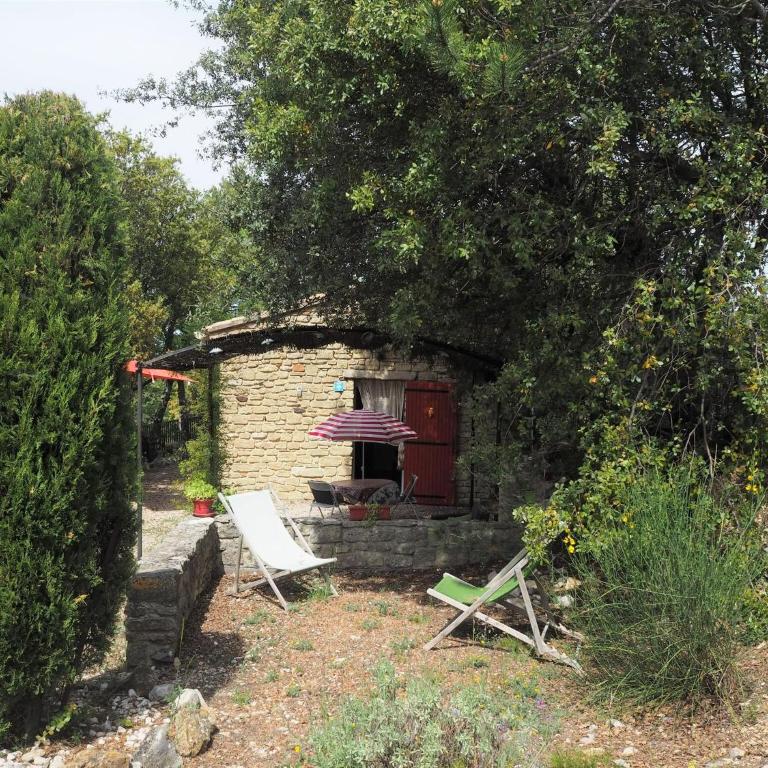 Chalet by Mont Ventoux with Stunning Views - Maison de Vacances 1 Chambre - 14