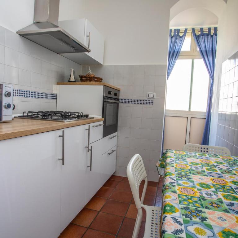 Casa BabbaLuciana - Appartamento con 2 Camere da Letto - 30