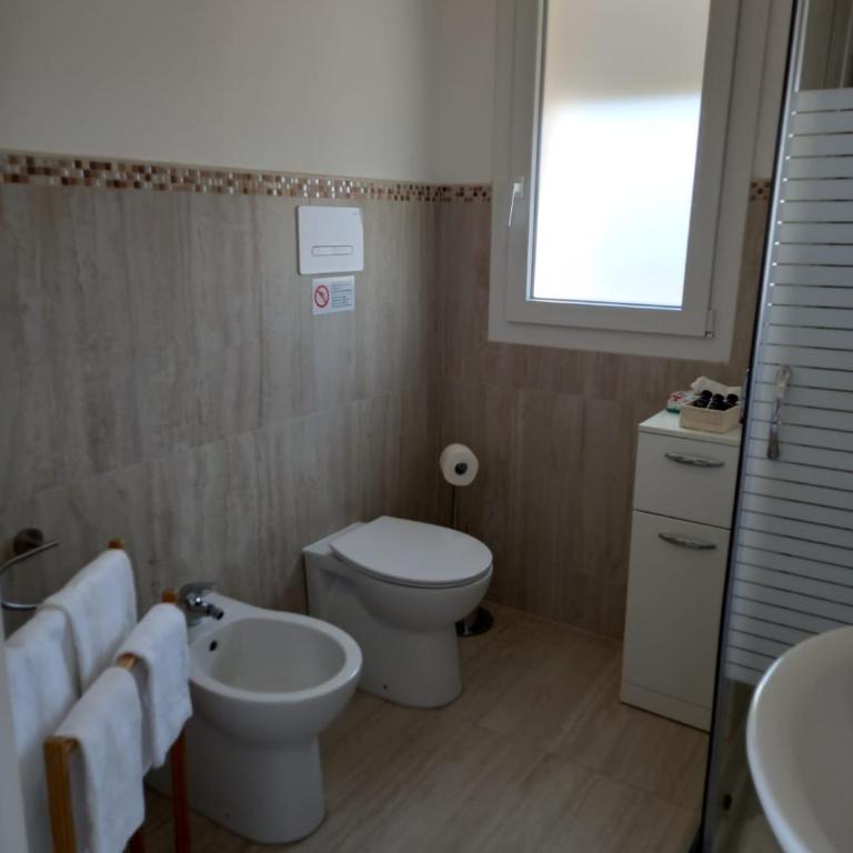 Villa Serendipity Terrasini - Deluxe Zimmer (2 Erwachsene & 1 Kind) - 4