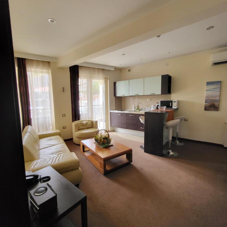 Apartments M Palace - Komfor Apartman s 2 Spavaće Sobe i Balkonom - 6