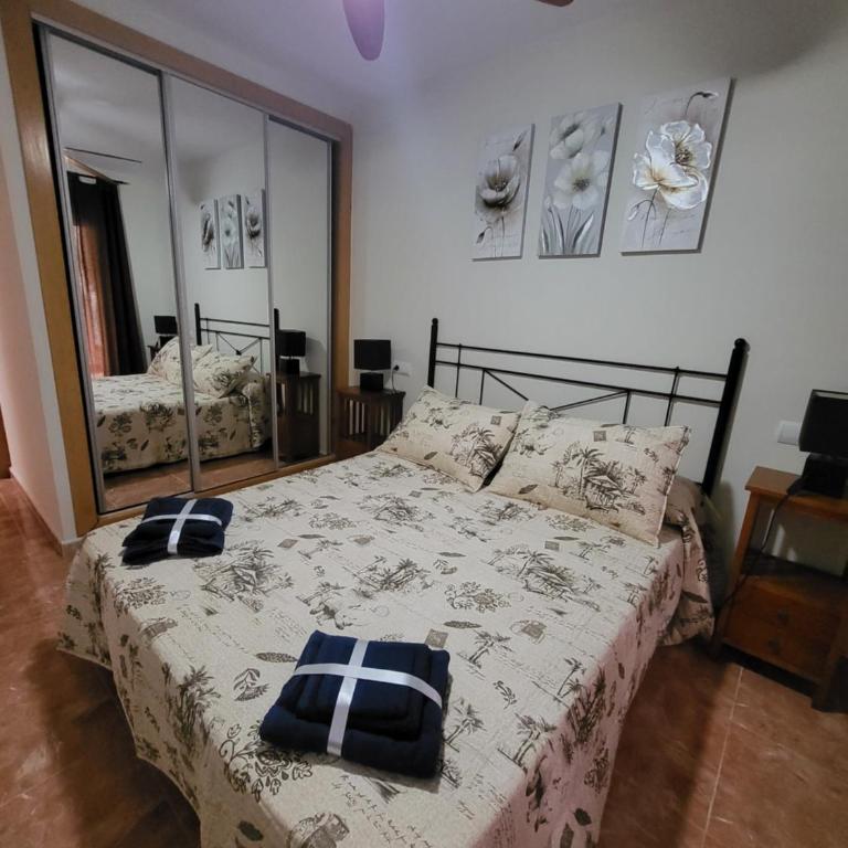 ¡Bajo extraordinario con vistas a la piscina y terraza! - Apartamento de 2 dormitorios - 12