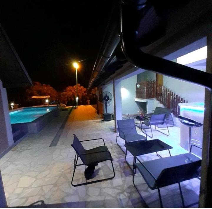 Djokić 2 sa bazenom - Apartman sa 1 Spavaćom Sobom - 6