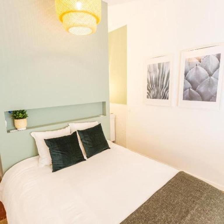 3 min à pied de la gare St Charles - 3 chambres avec Clim, SDB et TV - Appartement 3 Chambres - 7