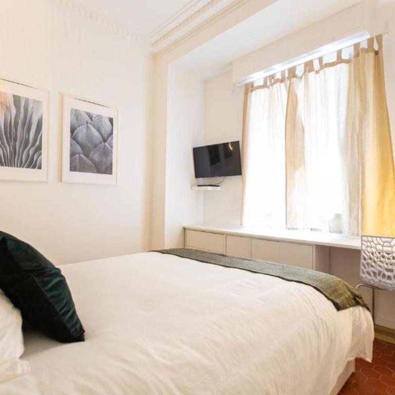 3 min à pied de la gare St Charles - 3 chambres avec Clim, SDB et TV - Appartement 3 Chambres - 5