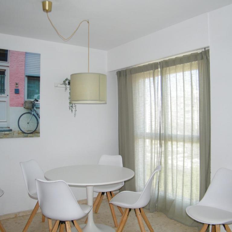 APARTAMENTO PALMERAS II, Mnostrum Playa de Gandía EXCLUSIVO FAMILIAS - Apartamento de 3 dormitorios - 5