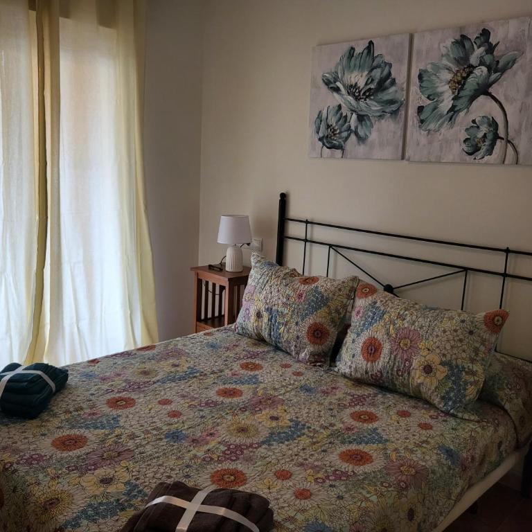 ¡Bajo con terraza y patio con vistas a la piscina comunitaria! - Apartamento de 2 dormitorios - 20