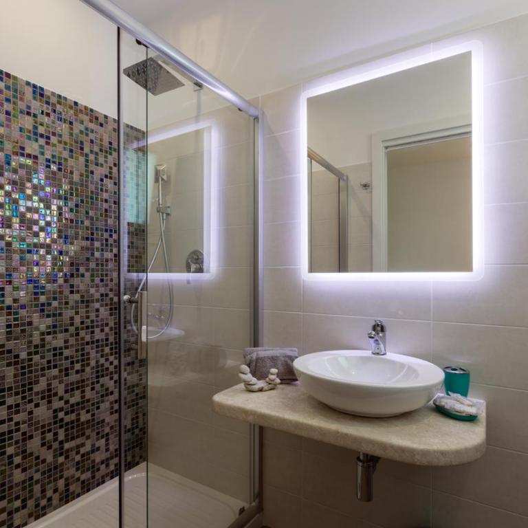 Sirius Luxury Rooms - Camera Matrimoniale Deluxe - 5