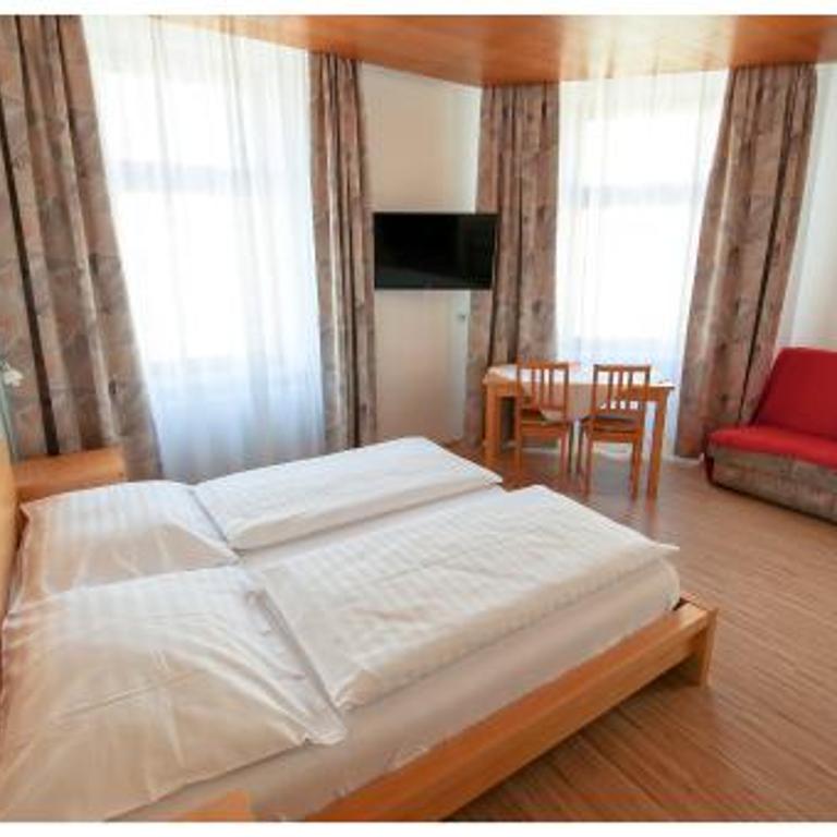 Hotel "Wilder Mann" - Doppelzimmer mit eigenem Bad - 26