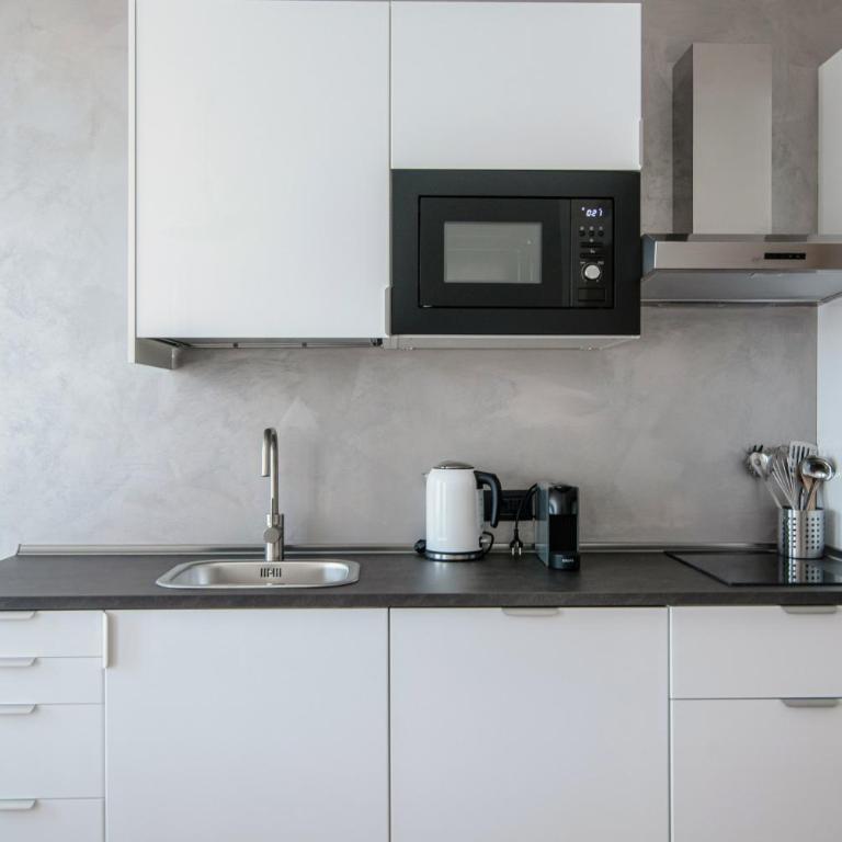 The view apartment 2 - Appartamento con 2 Camere da Letto - 3