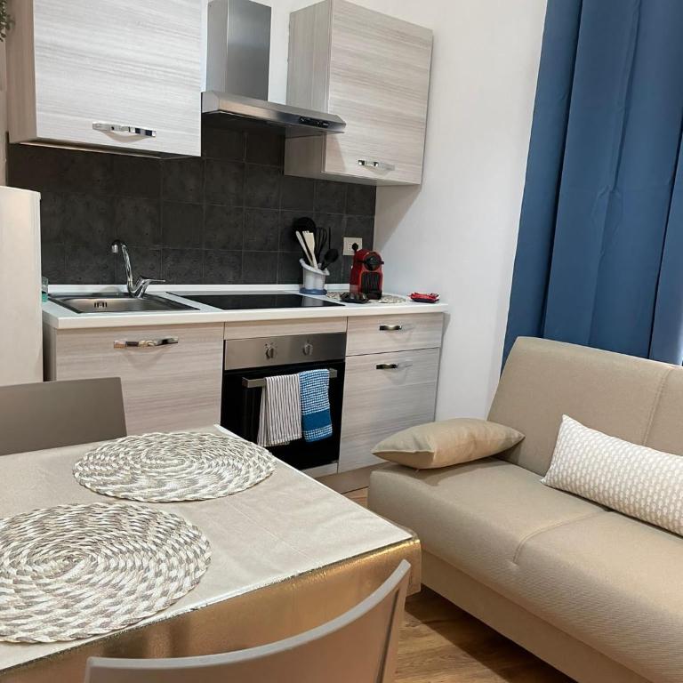 Il loft di Mavy - Appartamento con 1 Camera da Letto - 12