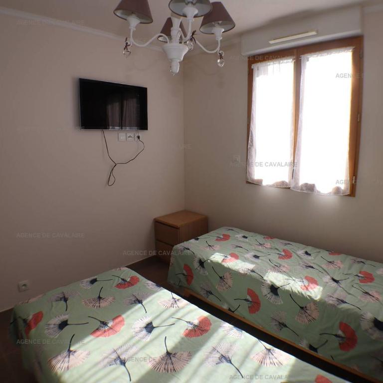 Bel appartement T3 avec terrasse à Cavalaire-sur-Mer - FR-1-100-270 - Apartment - 11