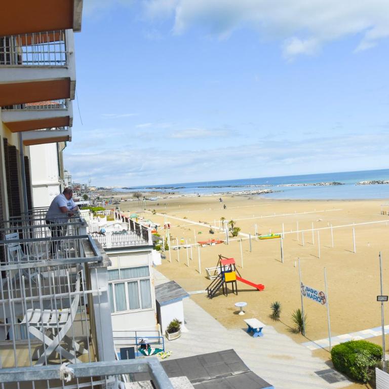Hotel Suprem sul Mare - Camera Matrimoniale/Doppia con Letti Singoli con Vista Mare - 8