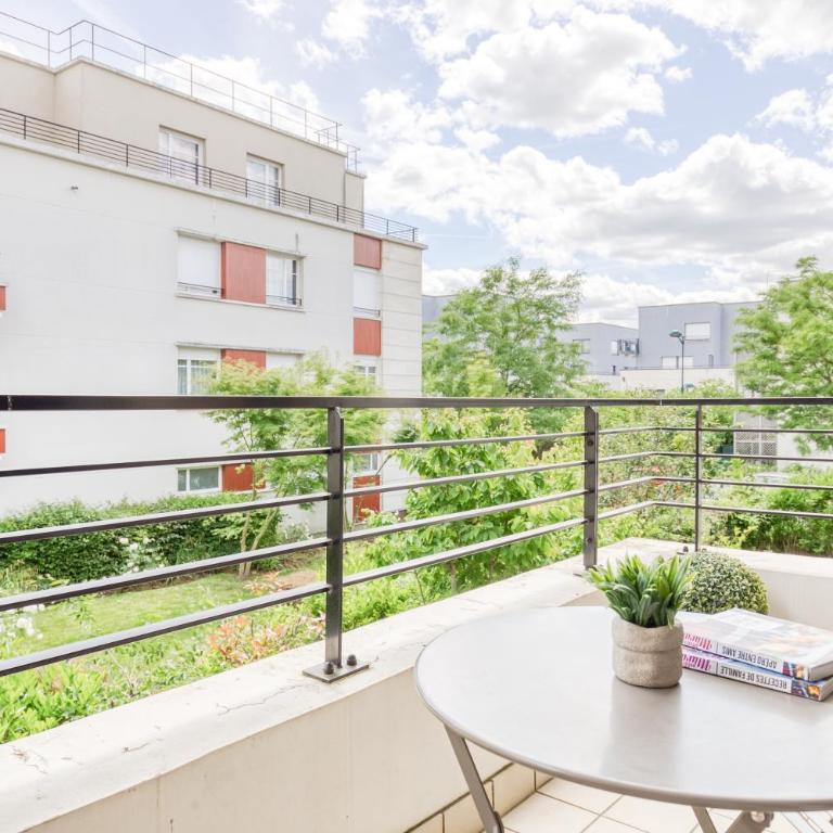 Family Apartment near Disneyland Paris - Two-Bedroom Apartment - 13