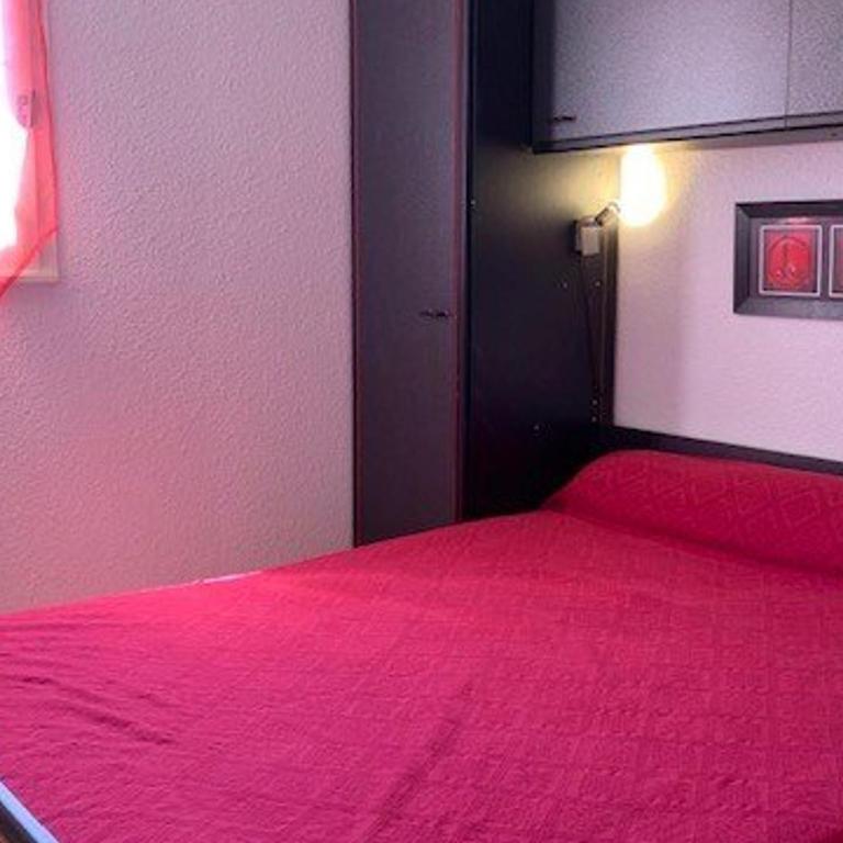 VILLA MITOYENNE DANS UNE RESIDENCE CALME AVEC PISCINE PARKING - FR-1-607-33 - Villa - 2