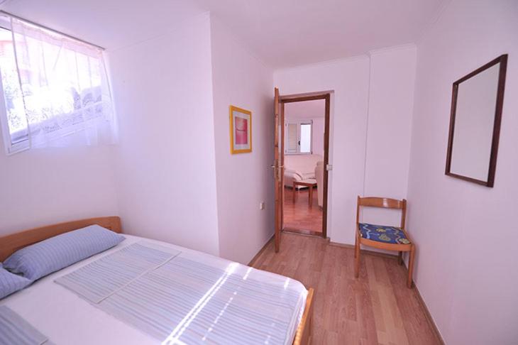 Vila Mila - Apartman sa 2 Spavaće Sobe - 4