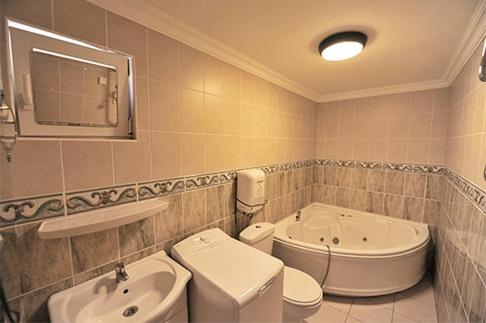 Vila Mila - Apartman sa 2 Spavaće Sobe - 6