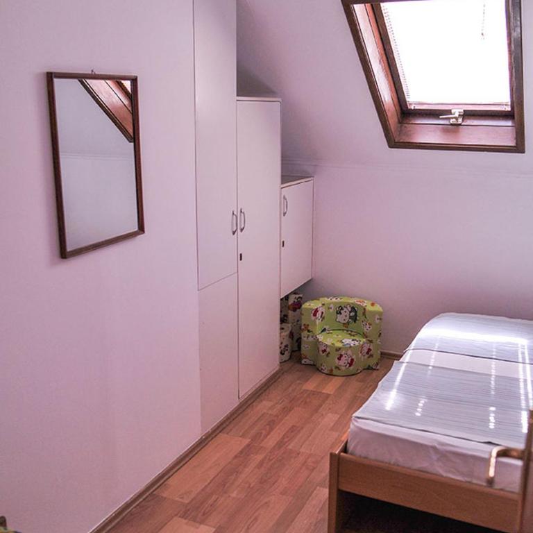 Vila Mila - Apartman sa 2 Spavaće Sobe - 23