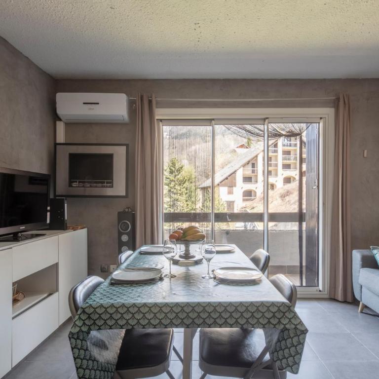 Le Skieur - One-Bedroom Apartment - 10