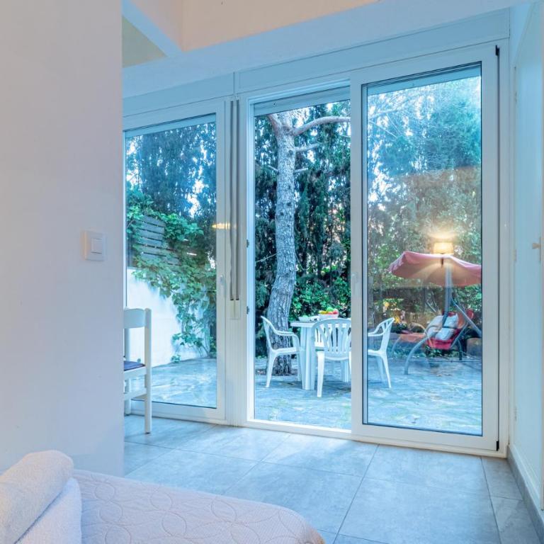 Apartaments Falcó - Estudio con terraza - 3