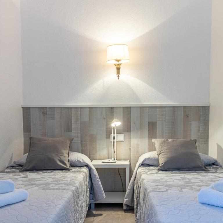 Apartaments Falcó - Estudio con terraza - 4