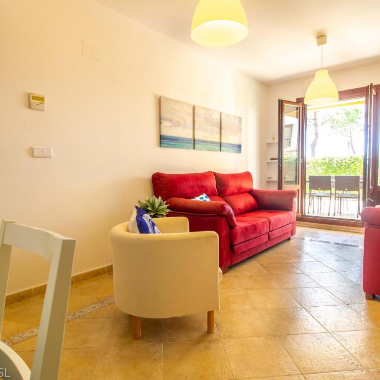 Stunning Garden Apartment - 6 people - HEN01 - Three-Bedroom Apartment - 5