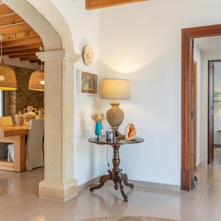 Can Cuarassa - Four-Bedroom House - 29