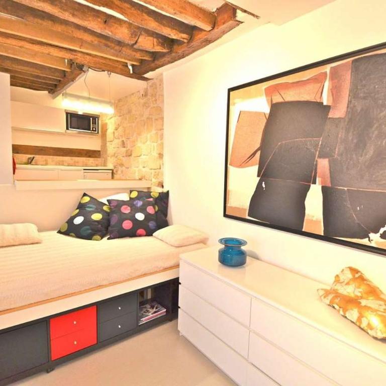Gallery - Studio - 1