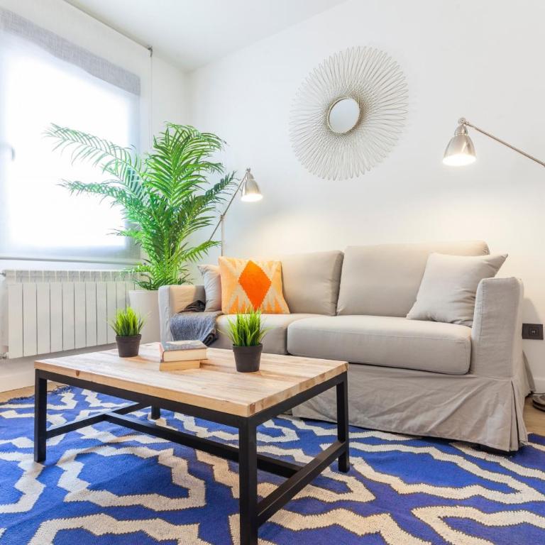 Bravo en Madrid - One-Bedroom Apartment X - 2