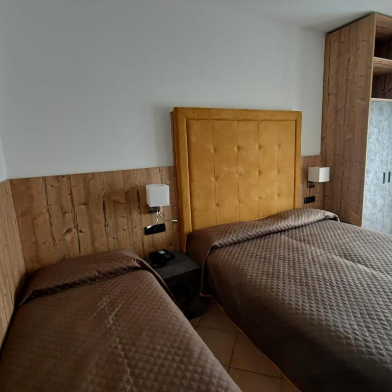 Albergo Casa Este - Camera Tripla - 6