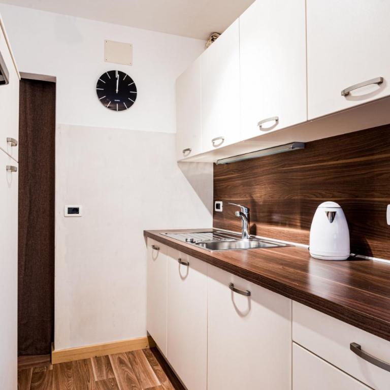 Apartment Rainer - Two-Bedroom Apartment - 35